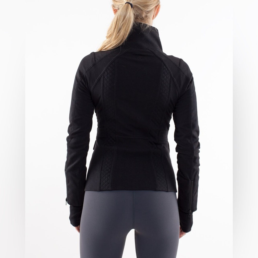 Rare LULU LEMON It's Happening Jacket - Black - Picture 2 of 11